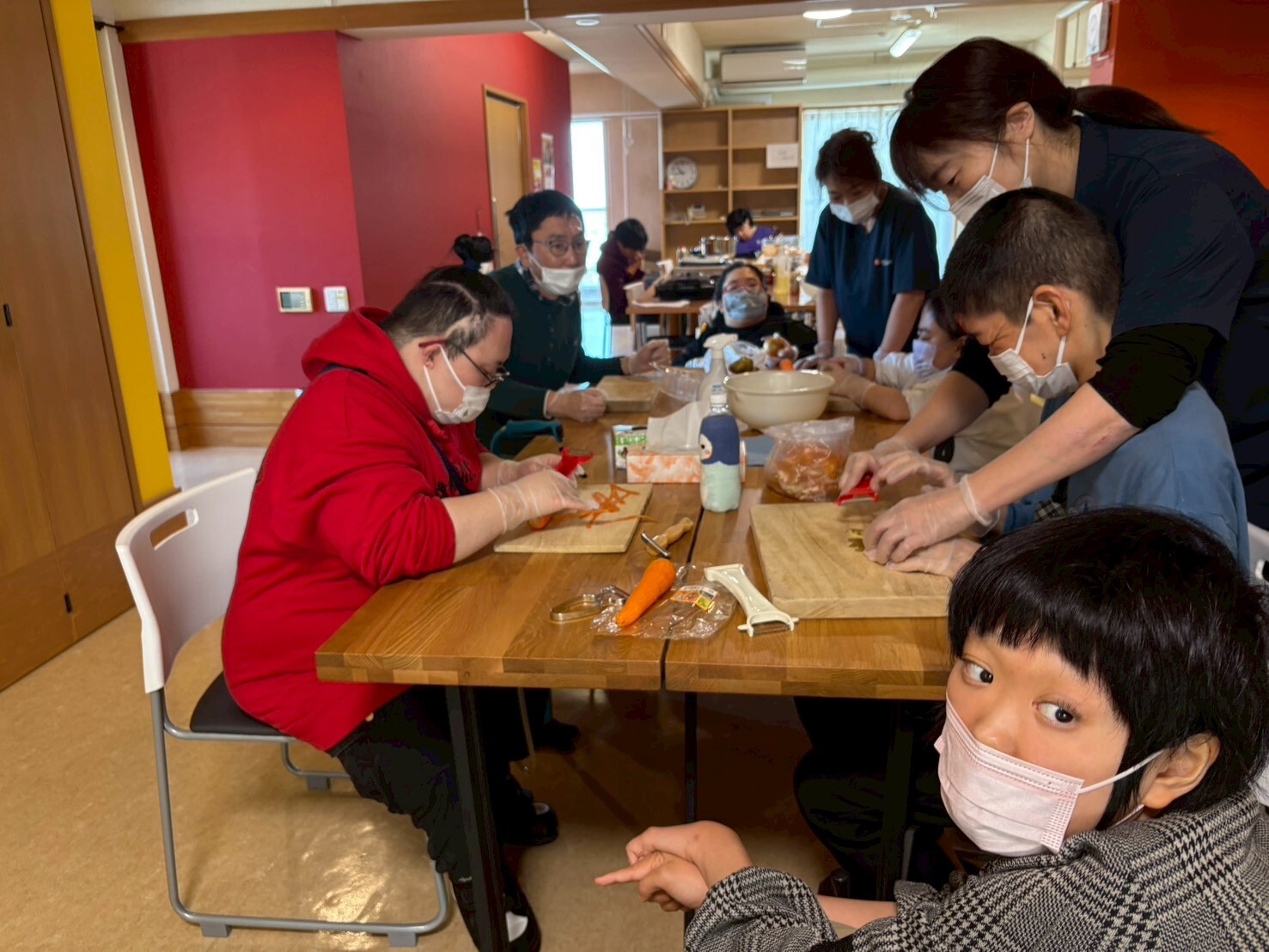 社会福祉法人アンビシャス 社会福祉法人アンビシャス